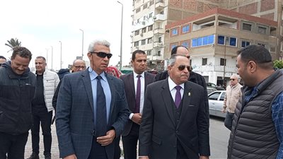 رئيس حي الزهور ببورسعيد: مشكلة النظافة مسؤولية مشتركة مع المواطنين