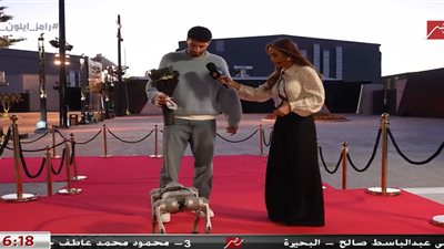 رامز جلال ساخرًا من وسام أبو علي: «جاب لحراس المرمي رباط صليبي»
