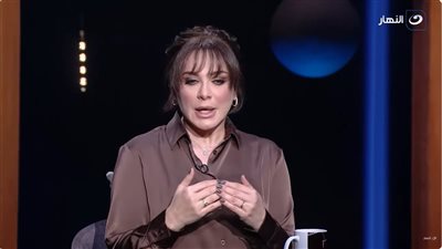 عاقل وموزون.. سلاف فواخرجي تبدي رأيها في حديث أحمد الشرع (فيديو)