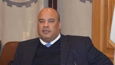 بعد تعيينه في عضوية لجنة الصناعة بحزب الجبهة.. من هو أيمن العشري؟