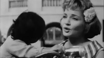 في عيد ست الحبايب.. أجمل 7 أغنيات كلاسيكية تحتفي بالأم 