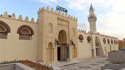 قصة جامع.. تعرف على أول مسجد في مصر شارك في بنائه الصحابة