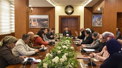 محافظ بورسعيد: مجلس أمناء لمتابعة تنفيذ مخطط تنمية منطقة الفرما 