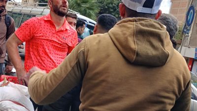 قليل البخت .. إصابة أجنبي بجروح بالغة في حادث غريب بالدقي (صور)