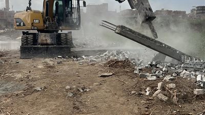 محافظ القليوبية يتابع تنفيذ إزالة التعديات على أراضي الدولة بالقناطر الخيرية