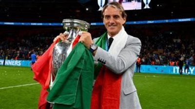 مانشيني خارج حسابات الأهلي لقيادة الفريق خلفا لـ ريبيرو 