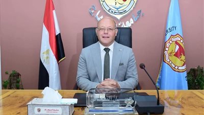 رئيس جامعة سوهاج يدعو الطلاب للمشاركة في مبادرة 
