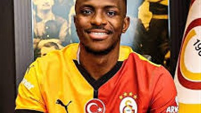 على خطى جونزالو هيجواين .. فيكتور أوسيمين على أعتاب يوفنتوس 