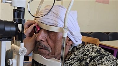 الكشف بالمجان..  توقيع الكشف لـ 560 شخصاً خلال قافلة طبية متكاملة لجامعة المنيا بمركز بني مزار