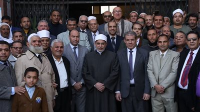 رئيس جامعة الأزهر يشيد بتطور كلية اللغة العربية ويدعو لتوسيع زراعة الأشجار