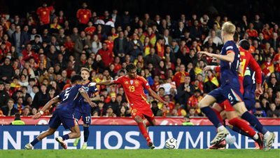 إسبانيا تطيح بهولندا و تتأهل لنصف نهائي دوري الأمم الأوروبية