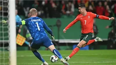 حفلة من الأهداف.. كريستيانو رونالدو يتأهل بالبرتغال إلى نصف نهائي دوري الأمم الأوروبية