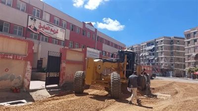 استمرار أعمال التطوير الشاملة بمنطقتي السلام الجديد والتصنيع بحي الضواحي ببورسعيد 