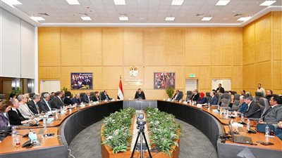 الإسكان تقرر وقف إجازات العيد للعاملين بمشروع الفسطاط لسرعة إنجازه