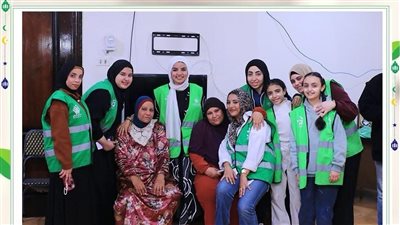  مؤسسة الجارحي عضو التحالف الوطني للتنمية تحتفل بعيد الأم بزيارة إلى دار المسنين في الفيوم