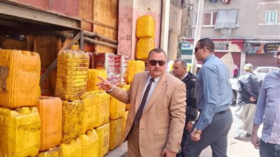 مصنع الموت.. ضبط مصنع تعبئة زيوت وطحينة مجهولة المصدر في دمياط
