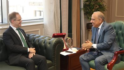 وزير الكهرباء: استثمارات جديدة واستفادة من التقنيات الحديثة من الشركات البريطانية في مشروعات الكهرباء