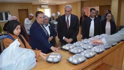 محافظ الغربية يشيد بمبادرة 