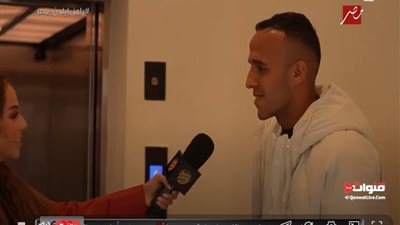 رامز جلال ساخرًا من ناصر منسي:«غلطة ومعرفش عملت في نفسي كده إزاي»