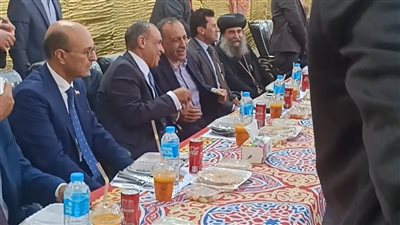 بمشاركة أكثر من 3000 صائم .. محافظة أسيوط تنظم إفطاراً جماعياً 