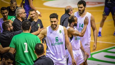 في مباراة من جانب واحد.. الاتحاد يكتسح 