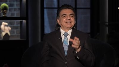 يقلل عمليات «القلب المفتوح».. جمال شعبان يوضح أهمية القسطرة  (فيديو)