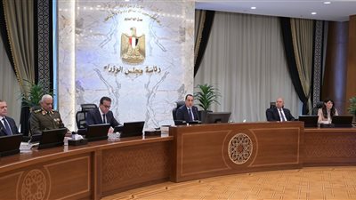 مصطفى مدبولي: الاقتصاد يحقق نموًا إيجابيًا ونسعى لمضاعفة الصادرات |فيديو