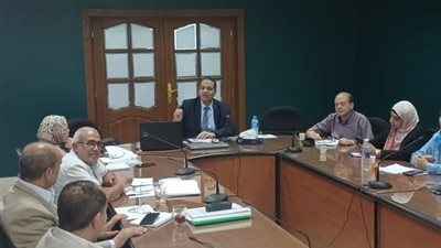 جلسة تقييم ومتابعة للخطة البحثية بمركز بحوث المياه بحضور نواب الباحثين