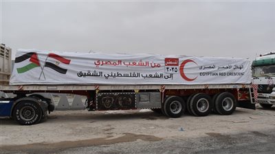 في يومها الـ14.. الهلال الأحمر يدفع بـ100 ألف سلة غذائية إلى العزة