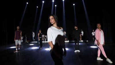 تصاعد درامي وإثارة متزايدة في الحلقة الرابعة من حكاية فلاش باك