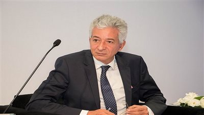 علاء عز: خصومات تتراوح بين 10% و50% على مختلف المنتجات |فيديو