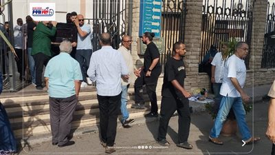 جنازة صنع الله إبراهيم: حضور محدود وغياب لافت لنجوم الفن