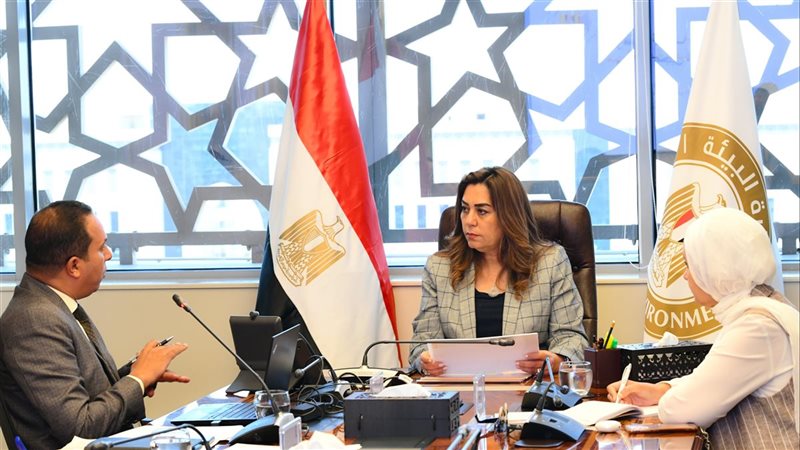 الدكتورة منال عوض
