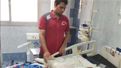 معاناة مستمرة.. تعثر نقل ضحية حريق شبرا الخيمة إلى مستشفى أهل مصر بسبب الإسعاف