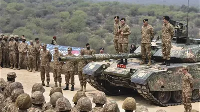 لمواجهة الهند.. باكستان تنشئ قوة صاروخية جديدة في جيشها