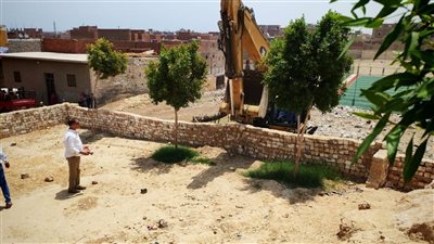 إزالة 24 حالة تعدي على الأراضي الزراعية وأملاك الدولة بمحافظة أسيوط