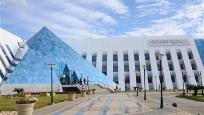 كيف ارتفعت أرباح المصرية للاتصالات في النصف الأول من 2025 ؟