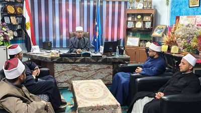 وكيل أوقاف السويس يؤكد: الإمام منارة فكرية وروحية.. والانضباط أساس النجاح 
