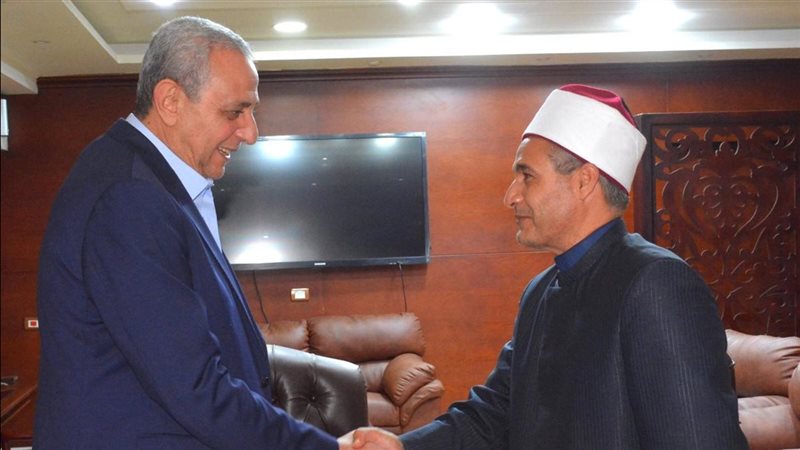 محافظ الغربية ورئيس