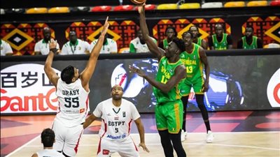 منتخب مصر يهزم السنغال ويتصدر المجموعة الرابعة ببطولة الأفروباسكت