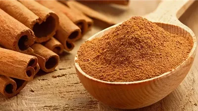 القرفة أم الهيل.. أيهما أفضل لصحة القلب وضبط ضغط الدم والسكري؟