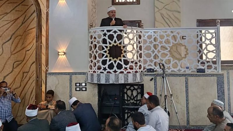 خلال الصلاه والافتتاح