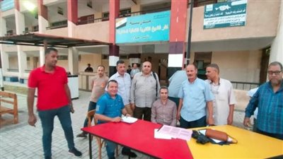 وكيل تعليم كفر الشيخ يتفقد مركز توزيع أسئلة امتحانات الثانوية للدور الثانى