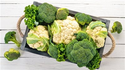 التهاب الأمعاء: كيف تساعد الخضروات الصليبية على الوقاية والعلاج  