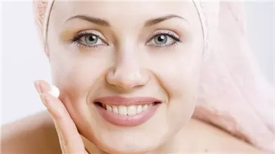 خطوات طبيعية لتفتيح البشرة والحصول على إشراقة صحية 