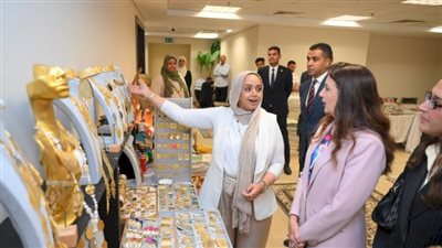 مي محمود توضح أهمية معرض «ديارنا» في دعم منتجات المرأة 