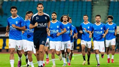 التعادل السلبي يفرض نفسه على الشوط الأول بين الزمالك والمقاولون العرب