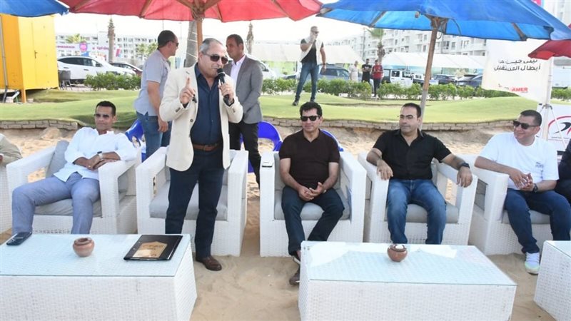 وزير الرياضة ومحافظ