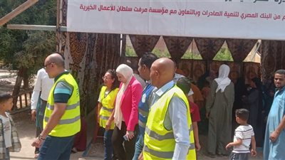 الكشف على 770 حالة ضمن مبادرة «مصر فى عيونا» بمركز الواسطى