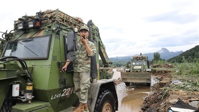 فيضانات مفاجئة في شمال الصين تودي بحياة ثمانية أشخاص وفقدان أربعة آخرين